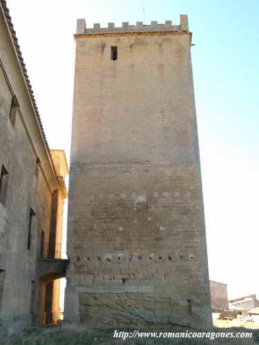 LIENZO NORTE DEL TORREÓN